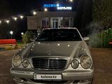 Mercedes-Benz E 430 2000 года за 5 999 999 тг. в Сарыагаш – фото 3