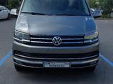 Volkswagen Caravelle 2019 года за 17 000 000 тг. в Астана – фото 2