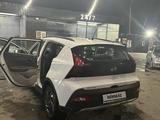 Hyundai Bayon 2023 года за 9 000 000 тг. в Шымкент – фото 3