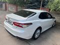 Toyota Camry 2021 годаүшін13 750 000 тг. в Астана – фото 5