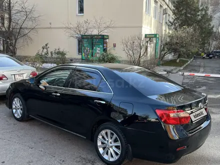 Toyota Camry 2014 года за 6 700 000 тг. в Алматы – фото 3