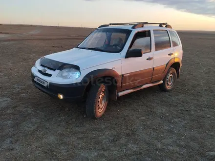 Chevrolet Niva 2014 года за 3 200 000 тг. в Актобе – фото 2