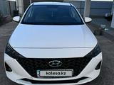 Hyundai Accent 2021 года за 8 000 000 тг. в Атырау – фото 3