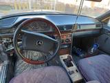 Mercedes-Benz E 200 1991 годаүшін400 000 тг. в Актау – фото 2