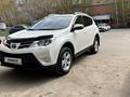 Toyota RAV4 2013 года за 9 600 000 тг. в Астана – фото 2