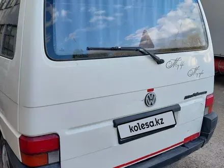 Volkswagen Multivan 1992 года за 2 300 000 тг. в Актобе – фото 4