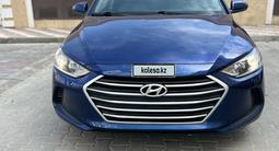 Hyundai Elantra 2018 года за 5 200 000 тг. в Актау – фото 2