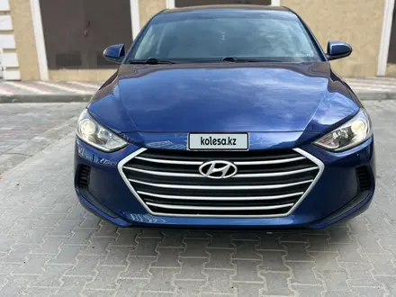 Hyundai Elantra 2018 года за 5 100 000 тг. в Актау – фото 2