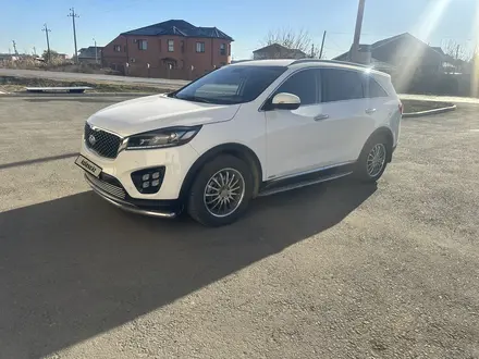 Kia Sorento 2016 года за 11 500 000 тг. в Атырау – фото 8