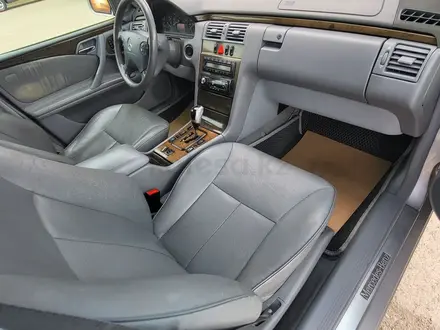 Mercedes-Benz E 320 2002 года за 4 700 000 тг. в Актау – фото 11