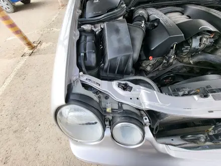 Mercedes-Benz E 320 2002 года за 4 700 000 тг. в Актау – фото 40