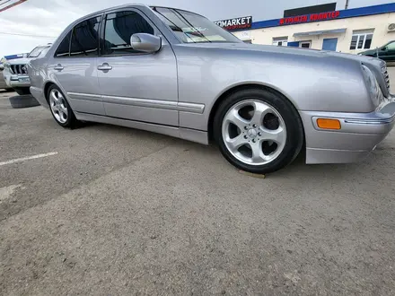 Mercedes-Benz E 320 2002 года за 4 700 000 тг. в Актау – фото 42