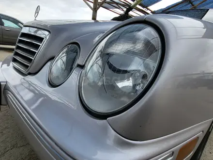 Mercedes-Benz E 320 2002 года за 4 700 000 тг. в Актау – фото 45