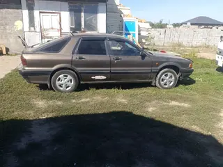 Mitsubishi Galant