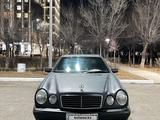 Mercedes-Benz E 320 1997 годаүшін2 700 000 тг. в Караганда