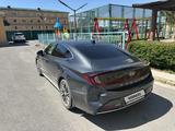 Hyundai Sonata 2023 года за 11 500 000 тг. в Шымкент – фото 2