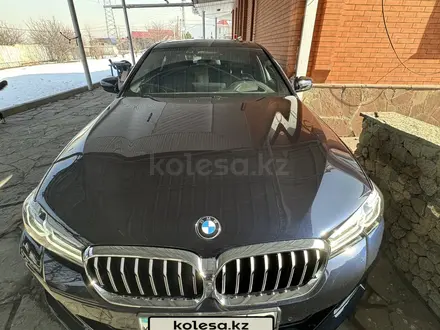 BMW 530 2021 года за 28 000 000 тг. в Алматы – фото 5