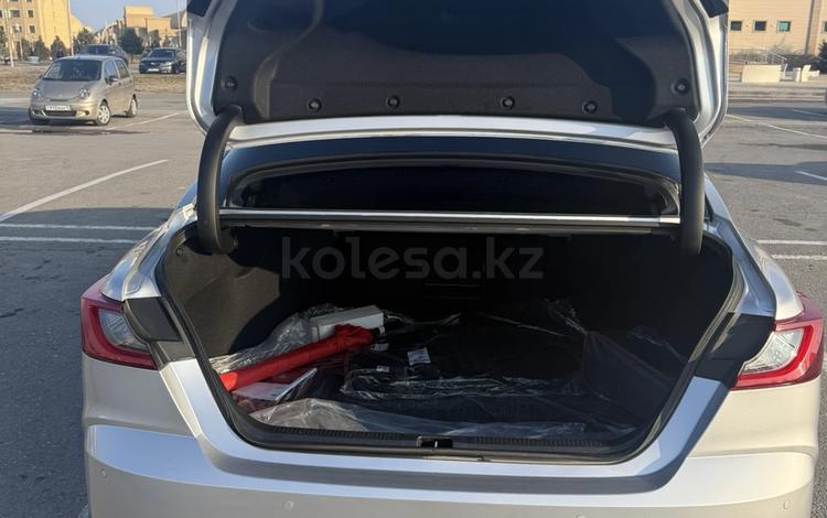 Toyota Camry — миниатюра 2