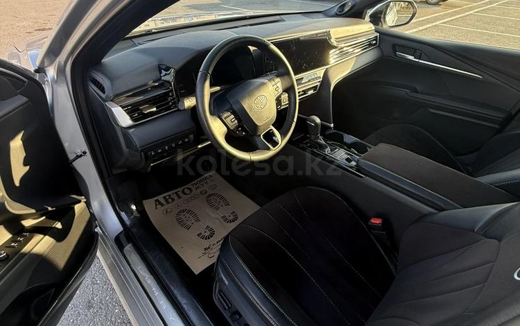 Toyota Camry — миниатюра 3