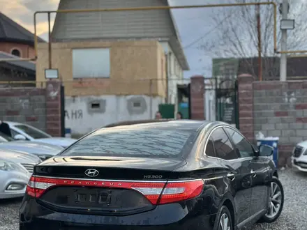 Hyundai Grandeur 2015 года за 7 400 000 тг. в Алматы – фото 14