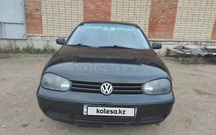 Volkswagen Golf 2001 годаүшін2 500 000 тг. в Астана