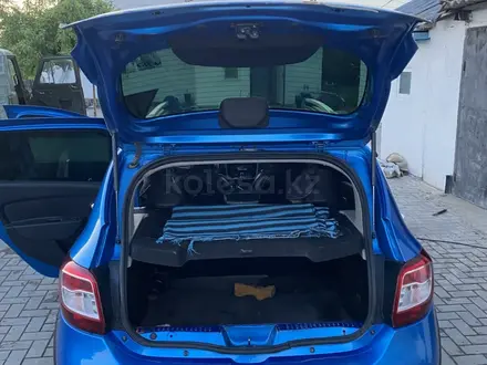 Renault Sandero Stepway 2016 года за 4 100 000 тг. в Актобе – фото 12