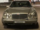 Mercedes-Benz E 300 1997 годаfor1 500 000 тг. в Атбасар – фото 2