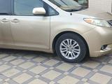 Toyota Sienna 2012 года за 13 000 000 тг. в Алматы