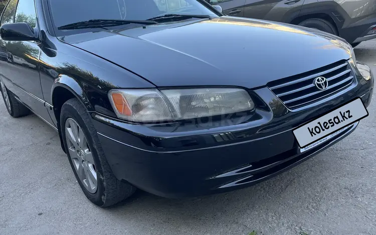 Toyota Camry 1999 годаfor4 000 000 тг. в Шымкент