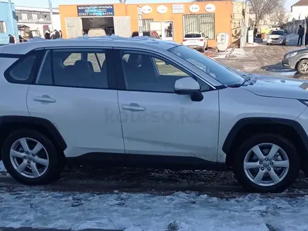 Toyota RAV4 2024 года за 19 500 000 тг. в Актау