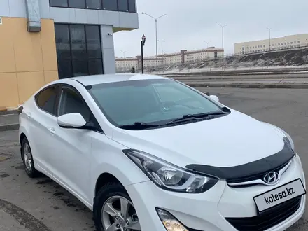 Hyundai Elantra 2015 года за 6 500 000 тг. в Астана – фото 2