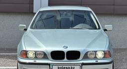 BMW 525 1997 года за 3 250 000 тг. в Караганда – фото 2