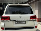 Toyota Land Cruiser 2020 годаfor39 900 000 тг. в Алматы – фото 4