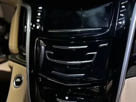 Cadillac Escalade 2019 года за 35 500 000 тг. в Алматы – фото 14