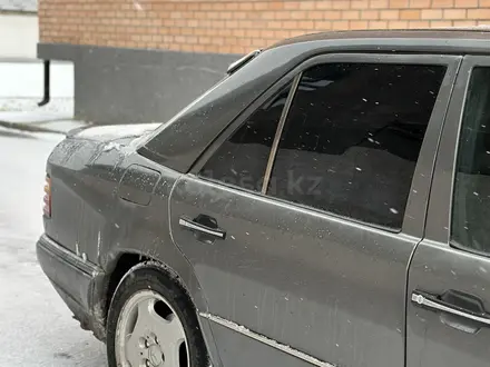 Mercedes-Benz E 280 1993 года за 1 600 000 тг. в Тараз – фото 10