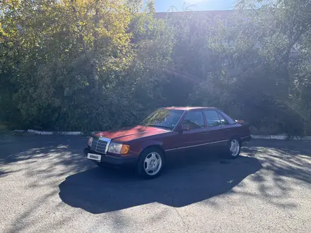 Mercedes-Benz E 230 1992 года за 2 700 000 тг. в Астана – фото 2