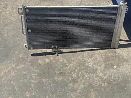 Радиатор кондиционера на Мерседес mercedes w203 w220 w211 w163 за 12 000 тг. в Алматы