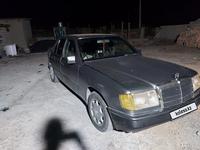 Mercedes-Benz E 230 1992 года за 1 200 000 тг. в Шымкент