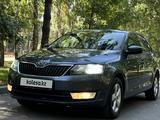Skoda Rapid 2014 года за 4 250 000 тг. в Алматы – фото 2