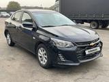 Chevrolet Onix 2023 года за 3 946 667 тг. в Алматы – фото 3
