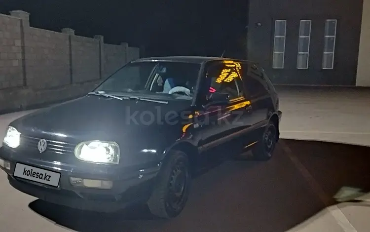 Volkswagen Golf 1994 года за 1 600 000 тг. в Алматы