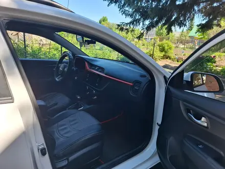 Kia Rio X-Line 2022 года за 9 500 000 тг. в Усть-Каменогорск – фото 5