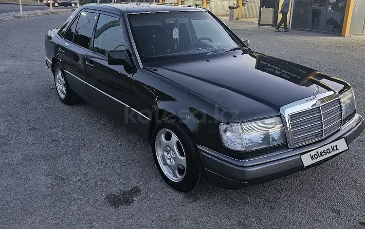 Mercedes-Benz E 220 1992 года за 1 980 000 тг. в Шымкент