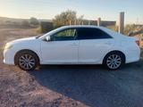 Toyota Camry 2014 годаүшін8 200 000 тг. в Караганда – фото 2