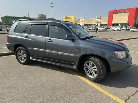 Toyota Highlander 2006 года за 6 300 000 тг. в Алматы