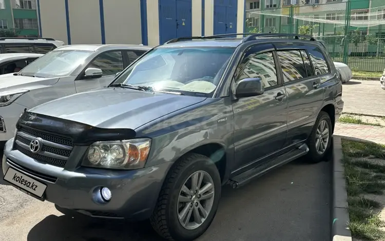Toyota Highlander 2006 года за 6 300 000 тг. в Алматы
