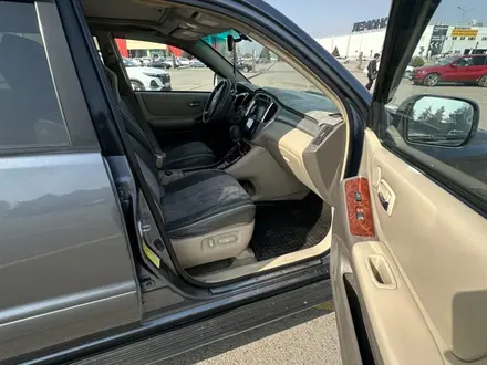 Toyota Highlander 2006 года за 6 300 000 тг. в Алматы – фото 6