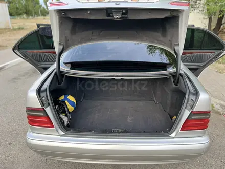 Mercedes-Benz E 280 2000 года за 4 450 000 тг. в Алматы – фото 13