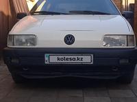 Volkswagen Passat 1990 годаfor1 350 000 тг. в Усть-Каменогорск