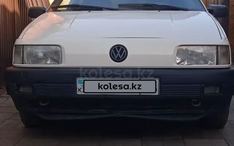 Volkswagen Passat 1990 годаfor1 350 000 тг. в Усть-Каменогорск